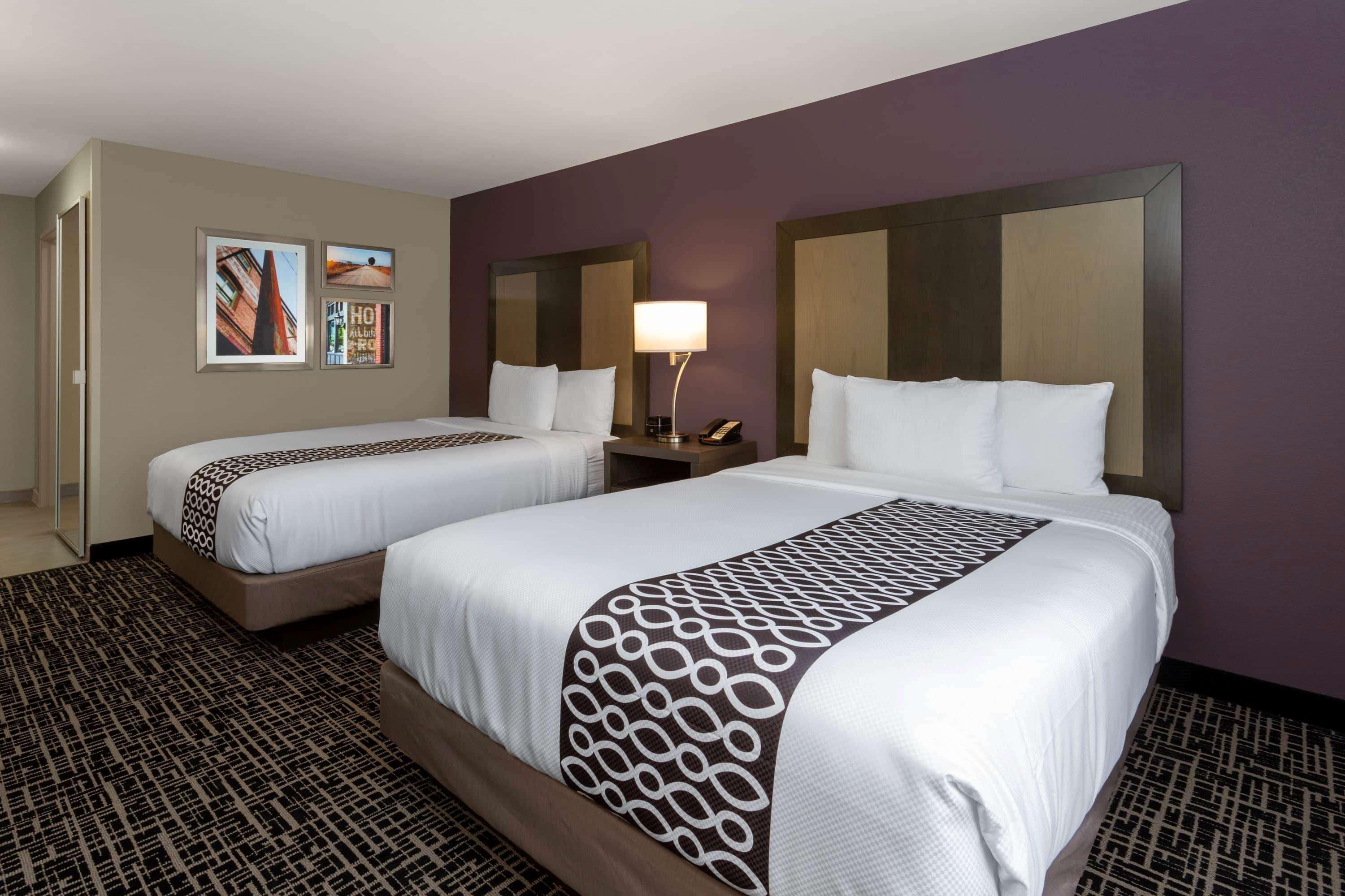La Quinta By Wyndham Wichita Airport Hotel Exterior foto